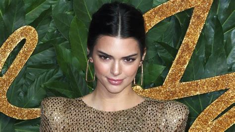 kendall jenner leaked|Kendall Jenner Poses Totally Nude in Vogue Italia Shoot